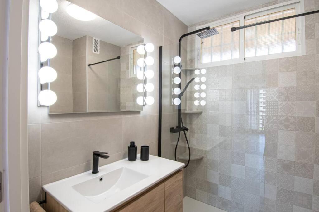 Apartamento Entero A 1 Minuto De La Playa Benidorm Zewnętrze zdjęcie